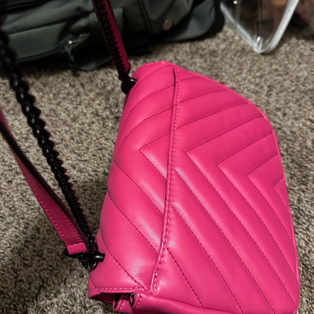 Beautiful - Picture 3 of 5